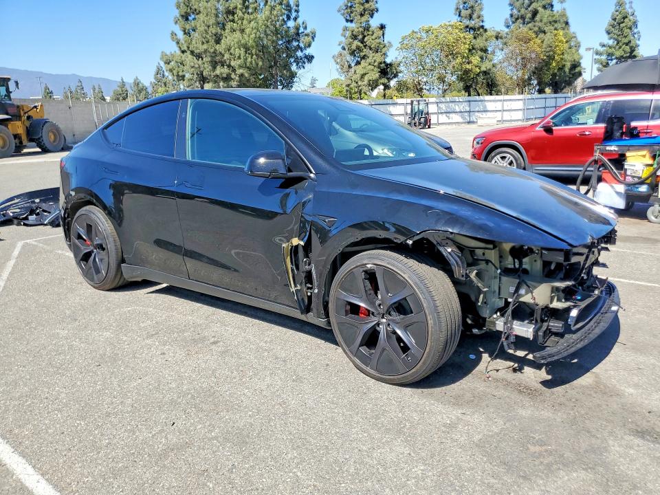 Продаж на аукціоні авто 2026 Tesla Model Y, vin: 7SAYGDET1TA668744, номер лоту: 60500126