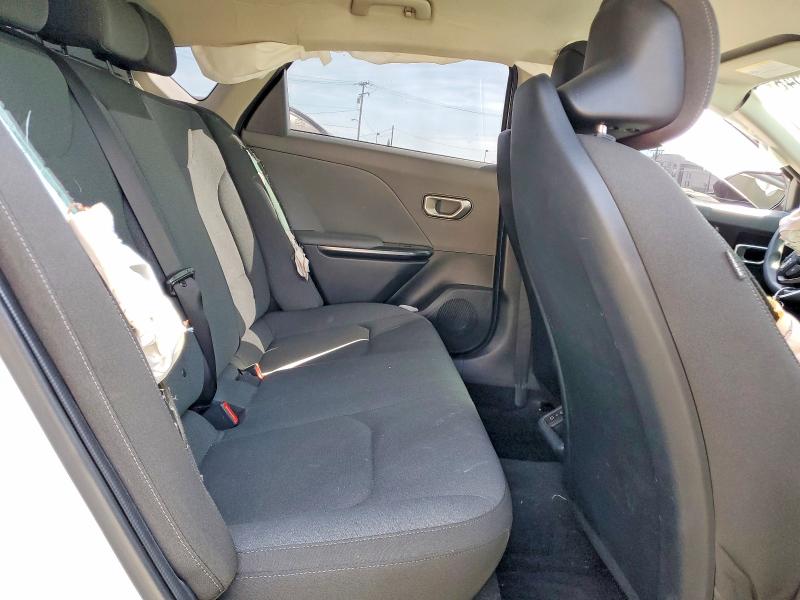 2025 Kia K4 მანქანა იყიდება აუქციონზე, vin: 3KPFT4DE6SE093552, აუქციონის ნომერი: 61951546