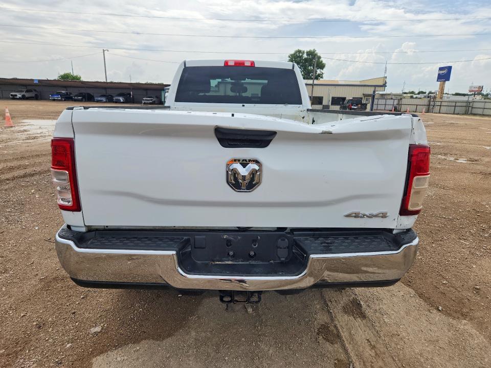 Продажа на аукционе авто 2022 Ram 2500, vin: 3C6UR5HJ6NG356948, номер лота: 61083566