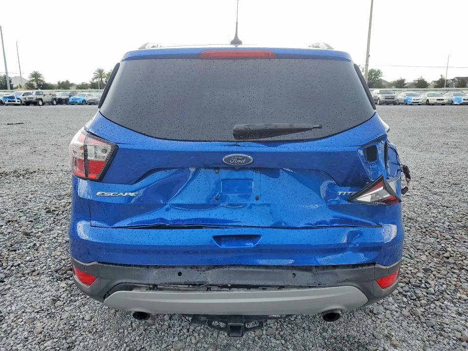 Продажа на аукционе авто 2018 Ford Escape, vin: 1FMCU9J9XJUC54209, номер лота: 59777616