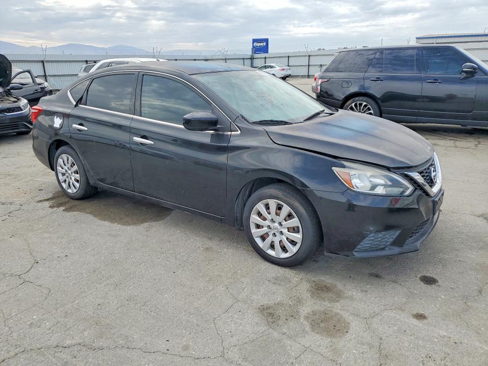 Продажа на аукционе авто 2017 Nissan Sentra, vin: 3N1AB7AP0HY377080, номер лота: 60700706