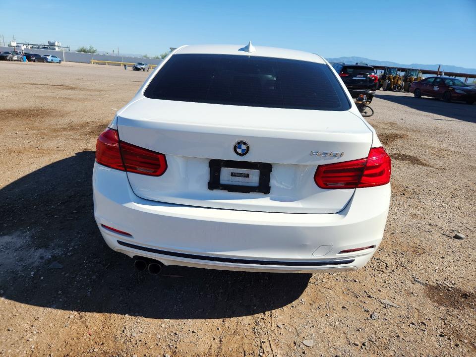Aukcja sprzedaży 2018 Bmw 330, vin: WBA8B9C54JEE81464, numer aukcji: 61810146
