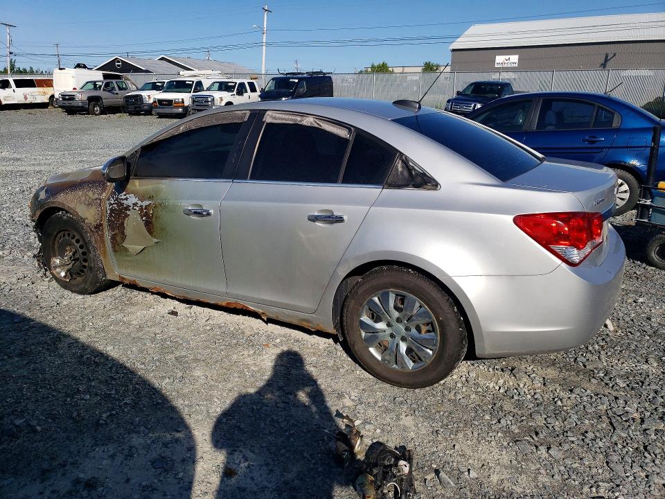 2015 Chevrolet Cruze მანქანა იყიდება აუქციონზე, vin: 1G1PC5SB8F7243937, აუქციონის ნომერი: 61851646