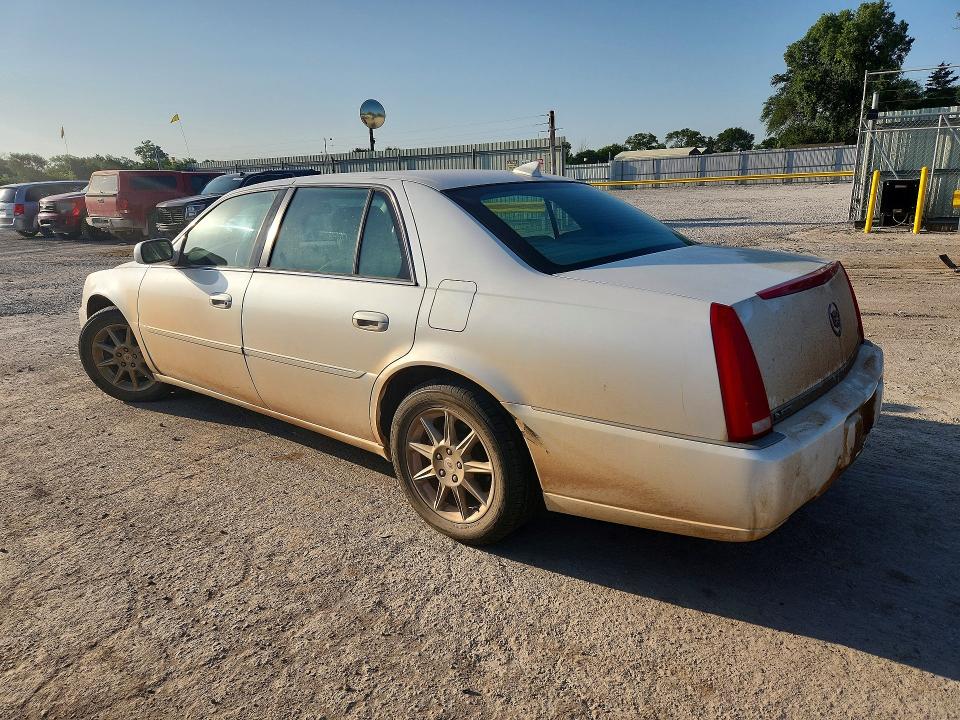 Продажа на аукционе авто 2010 Cadillac Dts, vin: 1G6KD5EY9AU131868, номер лота: 62602326