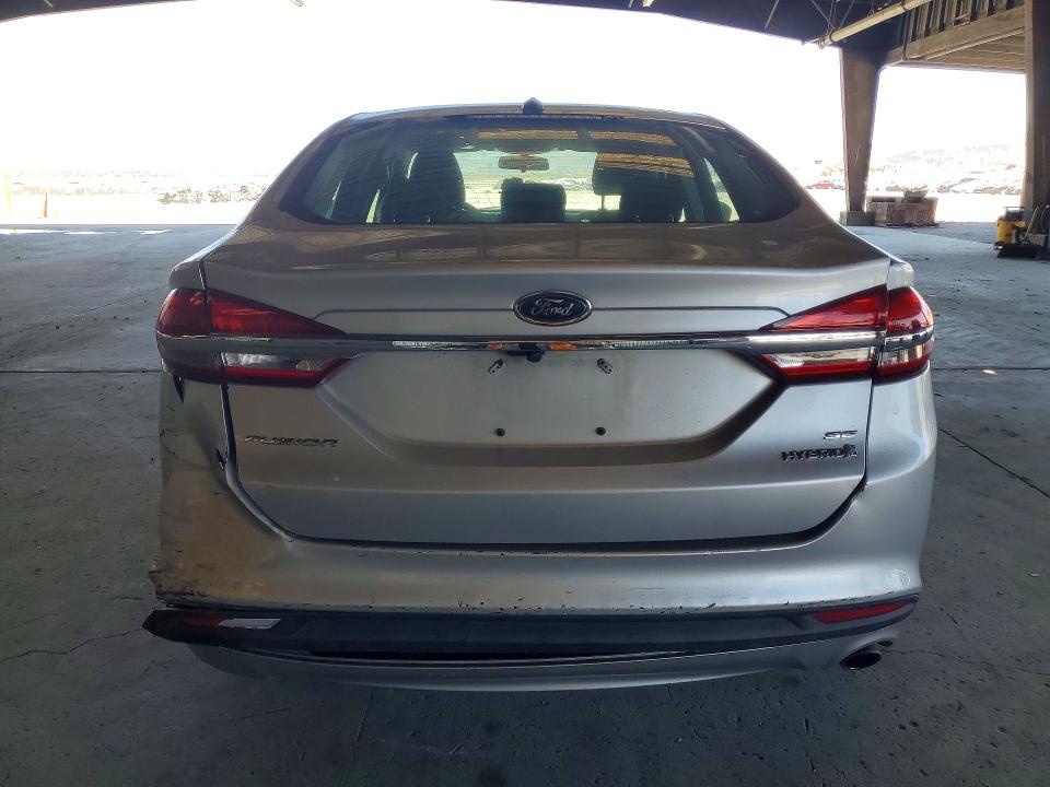 62443526 :رقم المزاد ، 3FA6P0LU4HR266286 vin ، 2017 Ford Fusion مزاد بيع