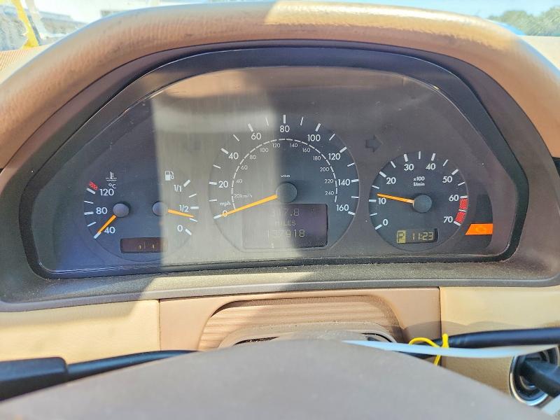 2002 Mercedes-benz E მანქანა იყიდება აუქციონზე, vin: WDBJH82J72X083095, აუქციონის ნომერი: 61303426