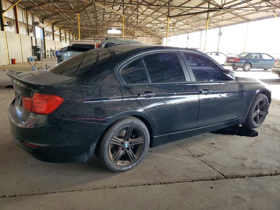 60522166 :رقم المزاد ، WBA3B1G51ENS77634 vin ، 2014 Bmw 320 مزاد بيع