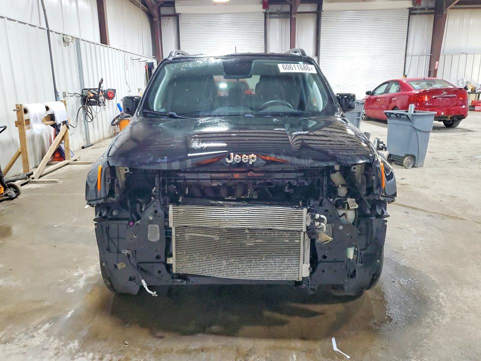 60611686 :رقم المزاد ، ZACNJBBB2LPL29338 vin ، 2020 Jeep Renegade مزاد بيع