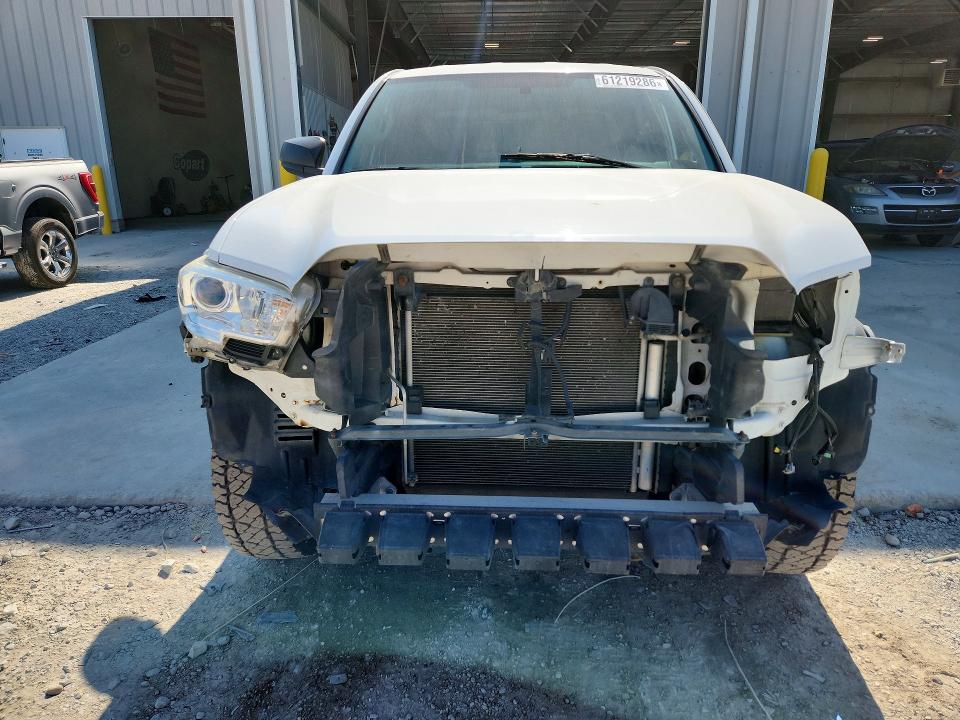 61219286 :رقم المزاد ، 5TFRX5GN1HX087816 vin ، 2017 Toyota Tacoma مزاد بيع