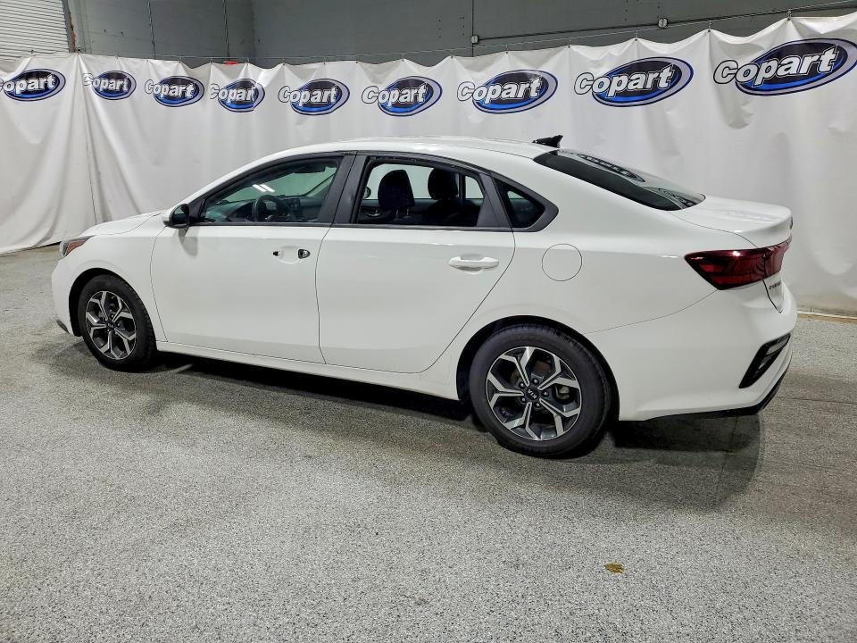 60609286 :رقم المزاد ، 3KPF24ADXME334076 vin ، 2021 Kia Forte مزاد بيع