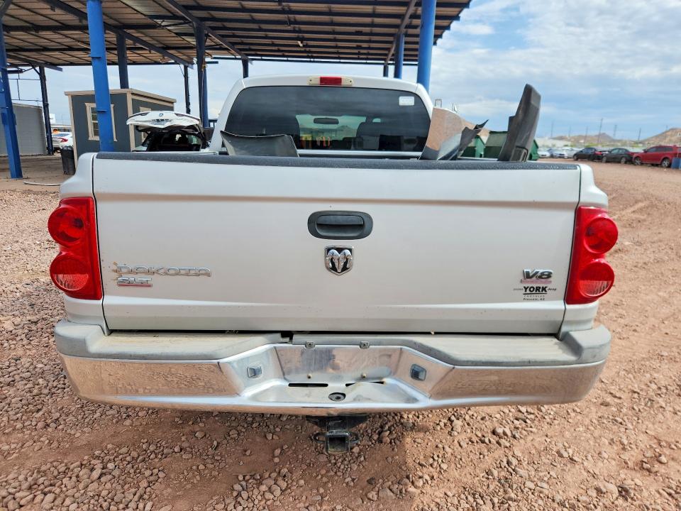 60700866 :رقم المزاد ، 1D7HW48N15S225442 vin ، 2005 Dodge Dakota مزاد بيع
