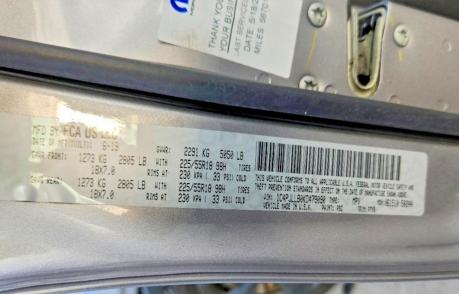 63177176 :رقم المزاد ، 1C4PJLLB0KD479090 vin ، 2019 Jeep Cherokee مزاد بيع