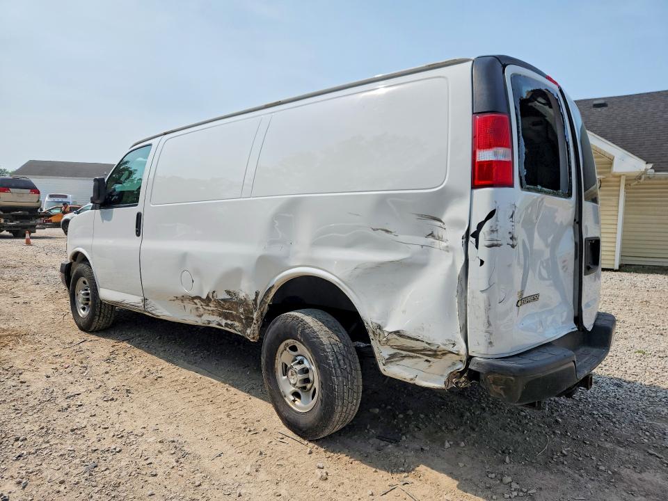 60425766 :رقم المزاد ، 1GCWGAFG8K1294289 vin ، 2019 Chevrolet Express G2500 مزاد بيع