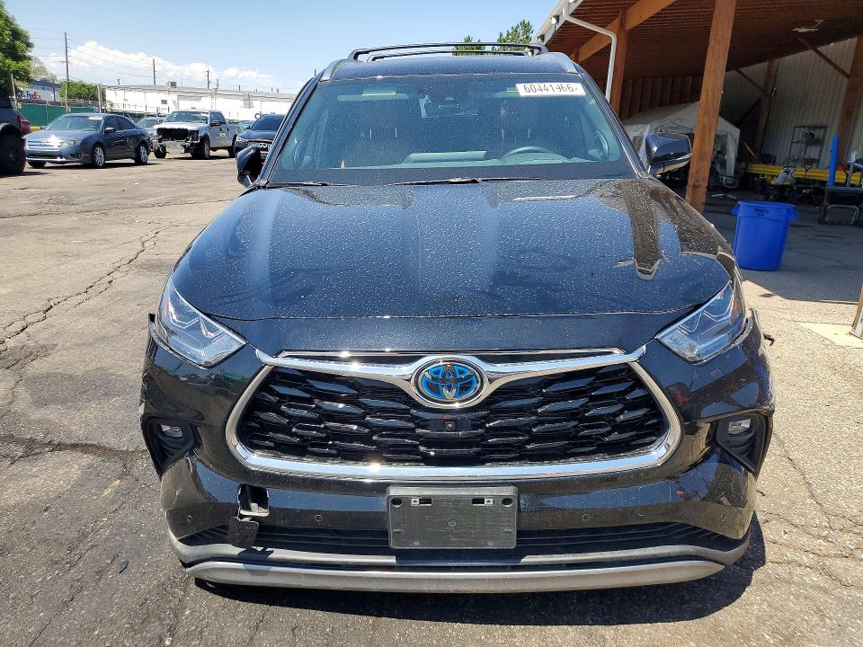 2024 Toyota Highlander Hybrid მანქანა იყიდება აუქციონზე, vin: 5TDEBRCH2RS644728, აუქციონის ნომერი: 60441966