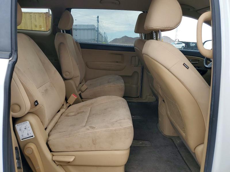 Продажа на аукционе авто 2015 Kia Sedona, vin: KNDMB5C18F6032178, номер лота: 61464726