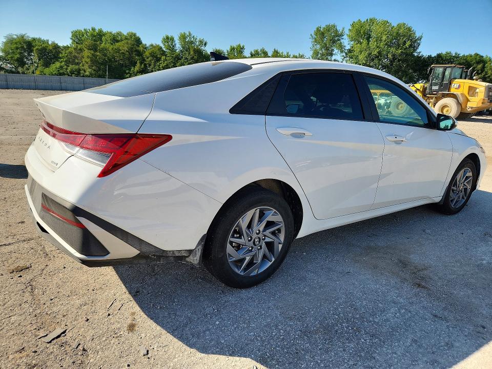 2025 Hyundai Elantra Hybrid მანქანა იყიდება აუქციონზე, vin: KMHLM4DJ6SU127208, აუქციონის ნომერი: 61233296