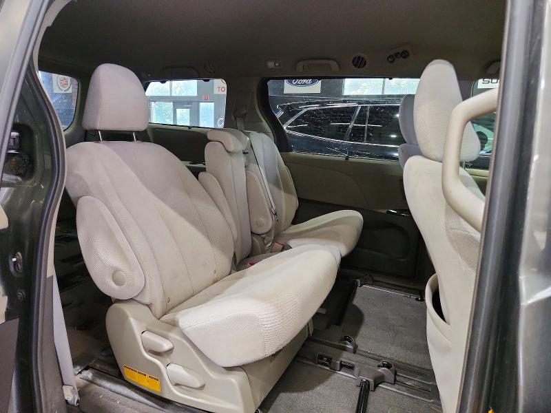 Продажа на аукционе авто 2012 Toyota Sienna, vin: 5TDKK3DC2CS277811, номер лота: 62562566