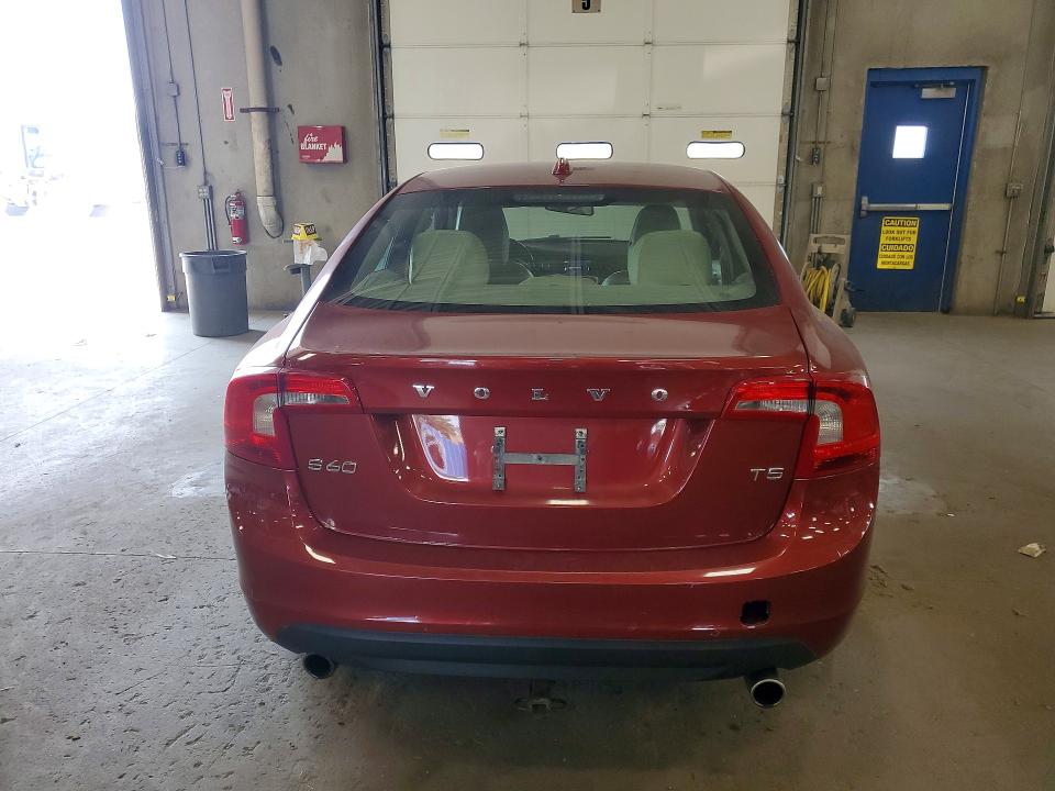 61726656 :رقم المزاد ، YV1612FS7D2189455 vin ، 2013 Volvo S60 مزاد بيع