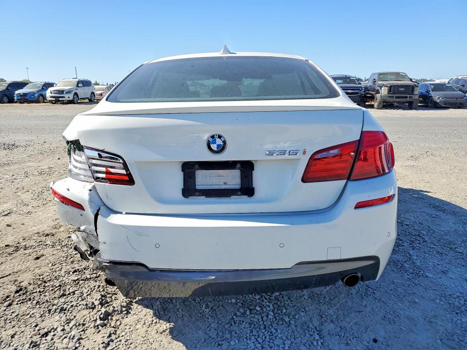 2011 Bmw 535 მანქანა იყიდება აუქციონზე, vin: WBAFR7C58BC803928, აუქციონის ნომერი: 61234586