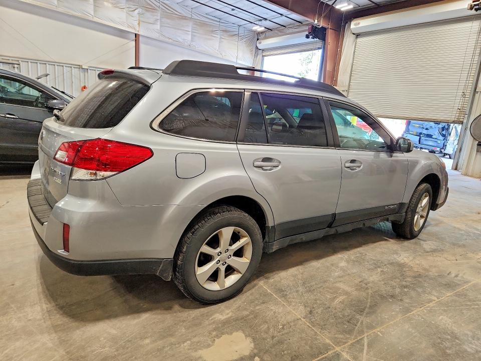 Продажа на аукционе авто 2013 Subaru Outback, vin: 4S4BRBCC4D3222718, номер лота: 61151316