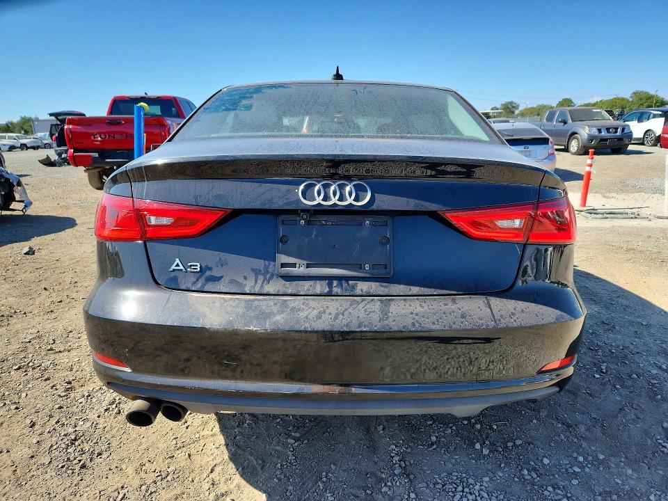 61418186 :رقم المزاد ، WAUACGFF0F1002699 vin ، 2015 Audi A3 مزاد بيع