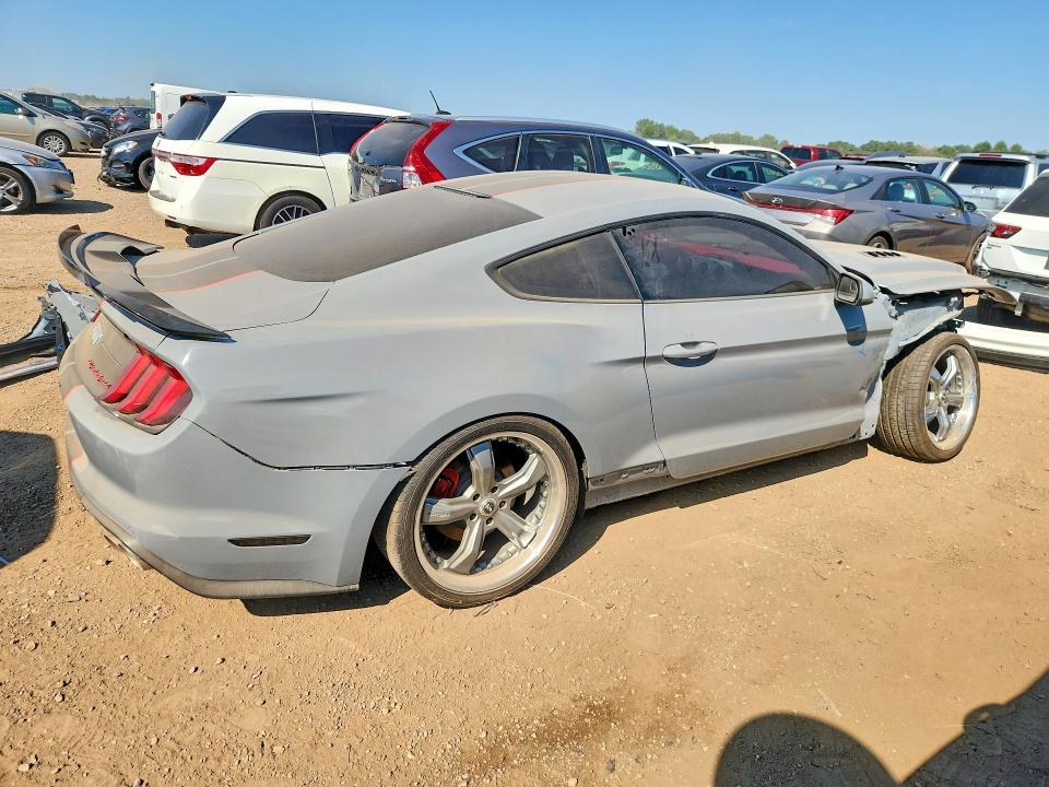 60870416 :رقم المزاد ، 1FA6P8CFXM5156338 vin ، 2021 Ford Mustang مزاد بيع