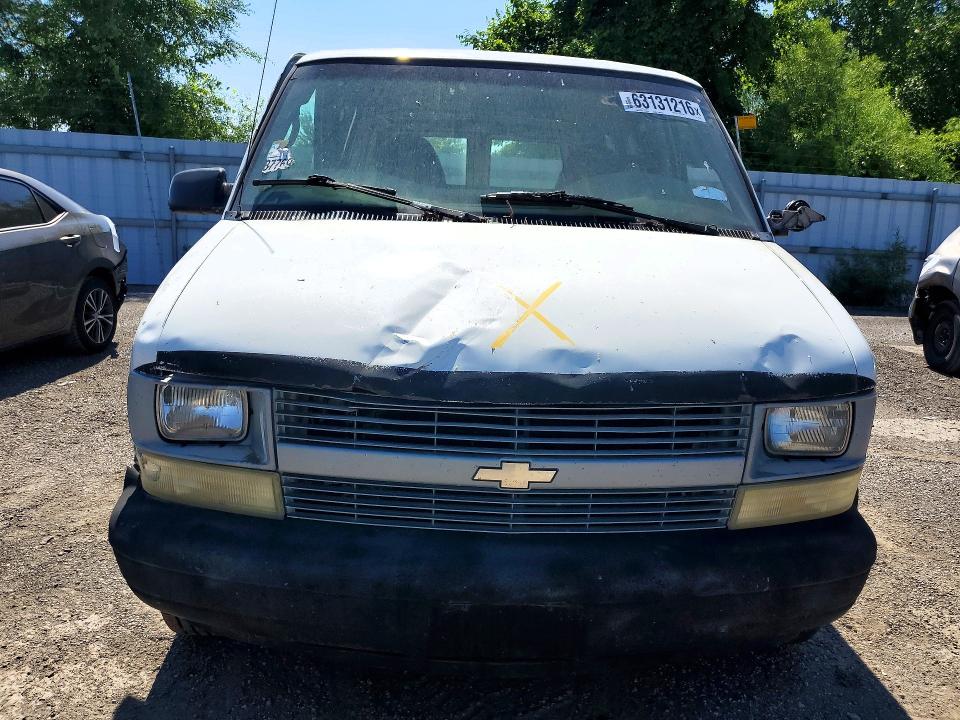 63131216 :رقم المزاد ، 1GCDM19X45B101968 vin ، 2005 Chevrolet Astro Van مزاد بيع
