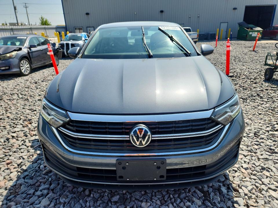 2022 Volkswagen Jetta მანქანა იყიდება აუქციონზე, vin: 3VWCM7BU2NM025381, აუქციონის ნომერი: 62143506