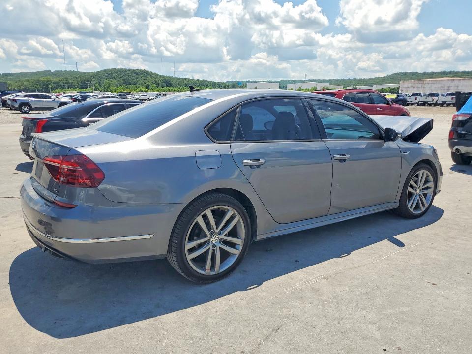 60832336 :رقم المزاد ، 1VWAA7A36JC012217 vin ، 2018 Volkswagen Passat مزاد بيع