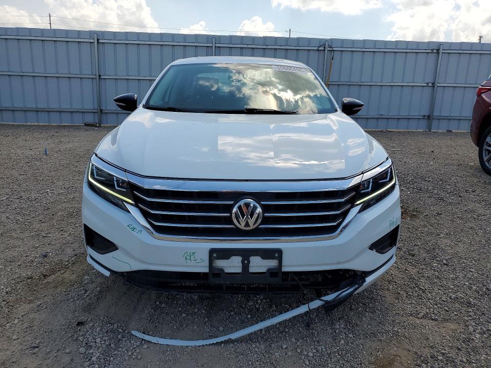 Продажа на аукционе авто 2022 Volkswagen Passat, vin: 1VWBA7A3XNC006219, номер лота: 60686496