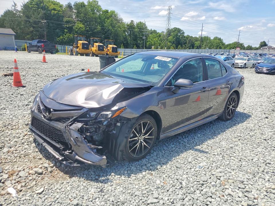Продаж на аукціоні авто 2024 Toyota Camry, vin: 4T1G11AK6RU208712, номер лоту: 61209126