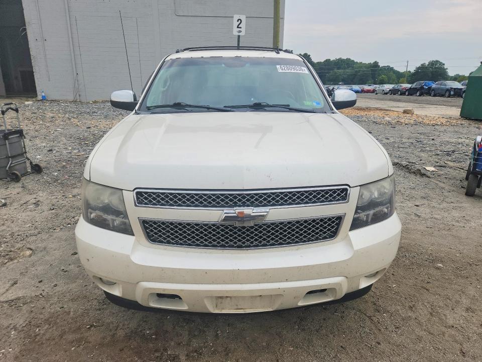 2011 Chevrolet Avalanche მანქანა იყიდება აუქციონზე, vin: 3GNTKGE34BG318714, აუქციონის ნომერი: 62809036