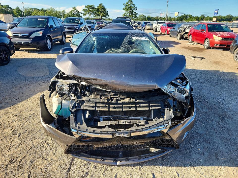 61610756 :رقم المزاد ، 4T1BF1FK9HU396581 vin ، 2017 Toyota Camry مزاد بيع
