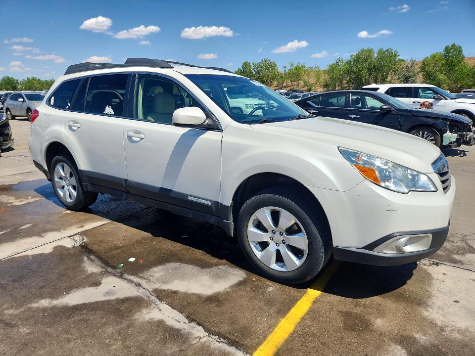 60584016 :رقم المزاد ، 4S4BRCFC9C3275978 vin ، 2012 Subaru Outback مزاد بيع