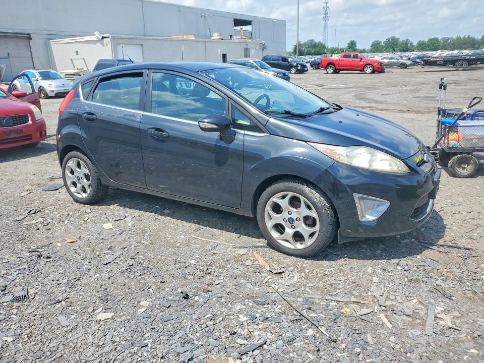60021156 :رقم المزاد ، 3FADP4FJ2BM134471 vin ، 2011 Ford Fiesta مزاد بيع