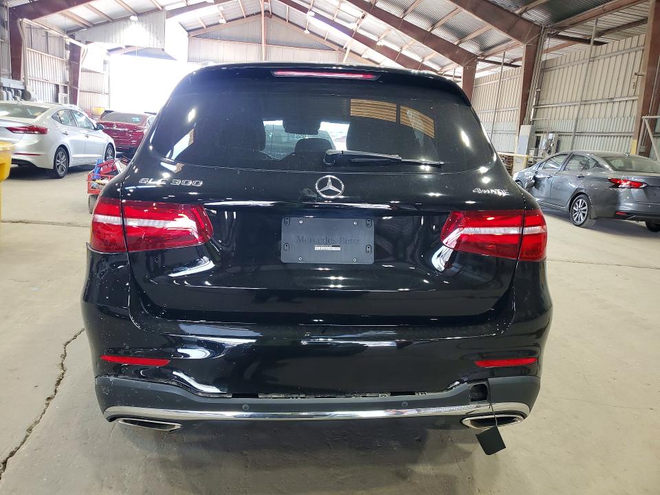 63359236 :رقم المزاد ، WDC0G4KB3JV091989 vin ، 2018 Mercedes-benz Glc مزاد بيع