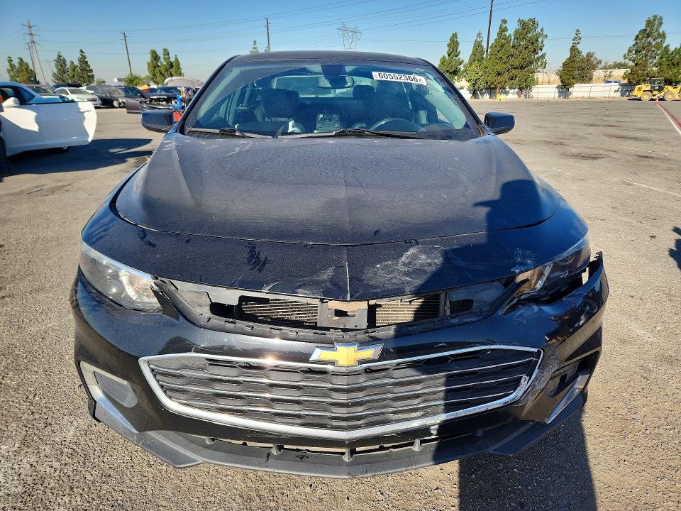 60552366 :رقم المزاد ، 1G1ZD5STXJF132514 vin ، 2018 Chevrolet Malibu مزاد بيع