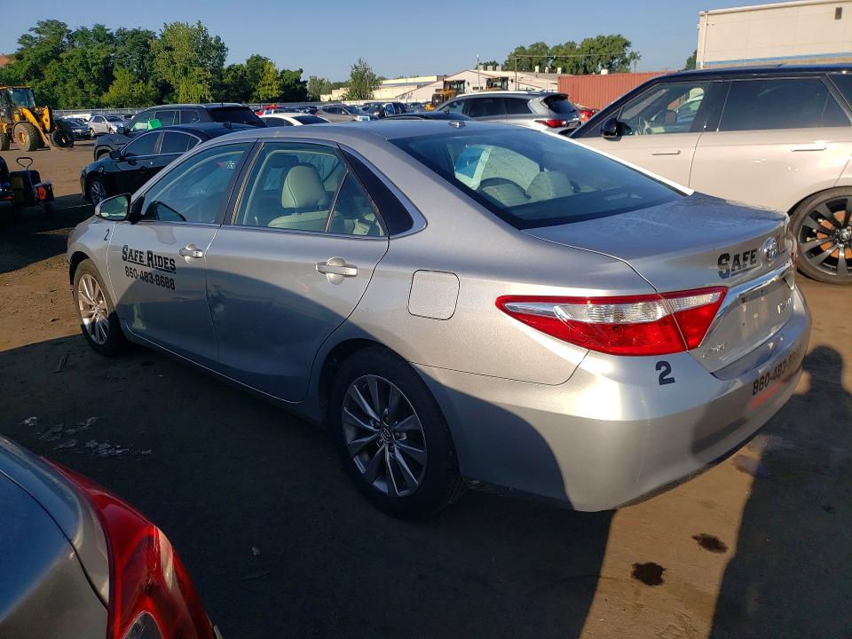 Продажа на аукционе авто 2015 Toyota Camry Hybrid, vin: 4T1BD1FK0FU173641, номер лота: 62238566