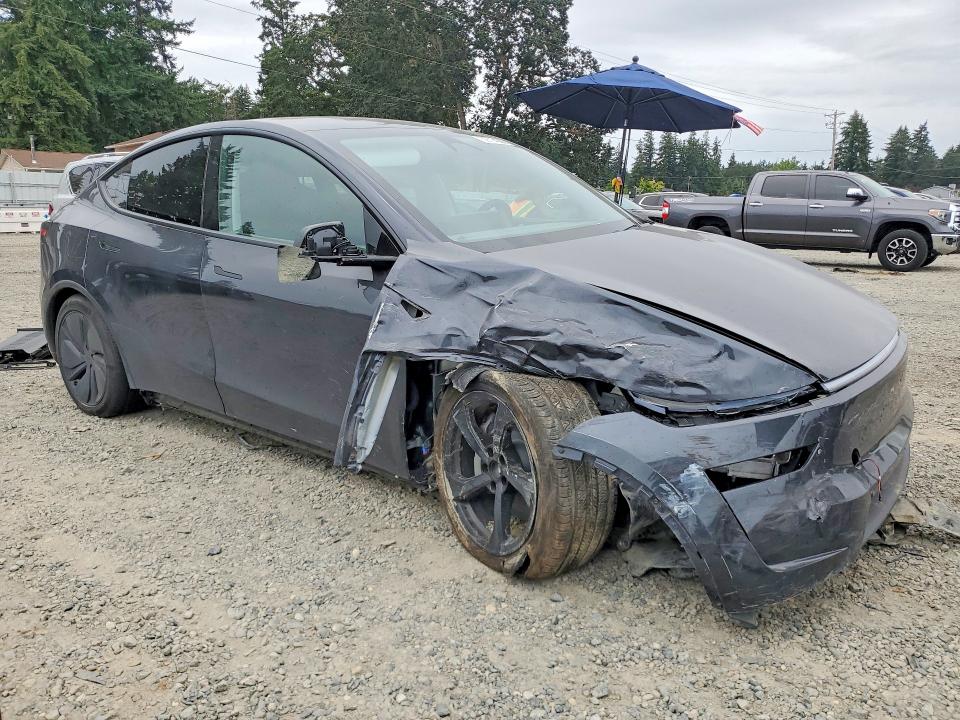 59714686 :رقم المزاد ، 7SAYGDEE4TF356907 vin ، 2026 Tesla Model Y مزاد بيع