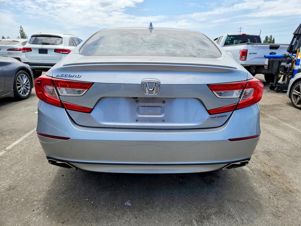 Продажа на аукционе авто 2018 Honda Accord, vin: 1HGCV1F35JA188792, номер лота: 61638656