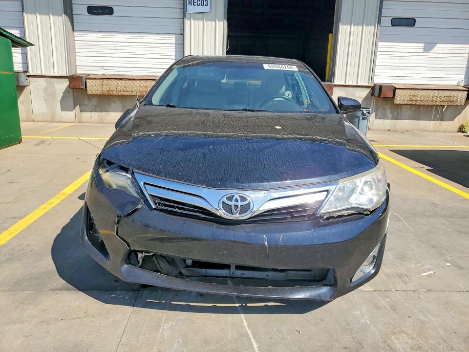 2012 Toyota Camry მანქანა იყიდება აუქციონზე, vin: 4T4BF1FK3CR211679, აუქციონის ნომერი: 60946256