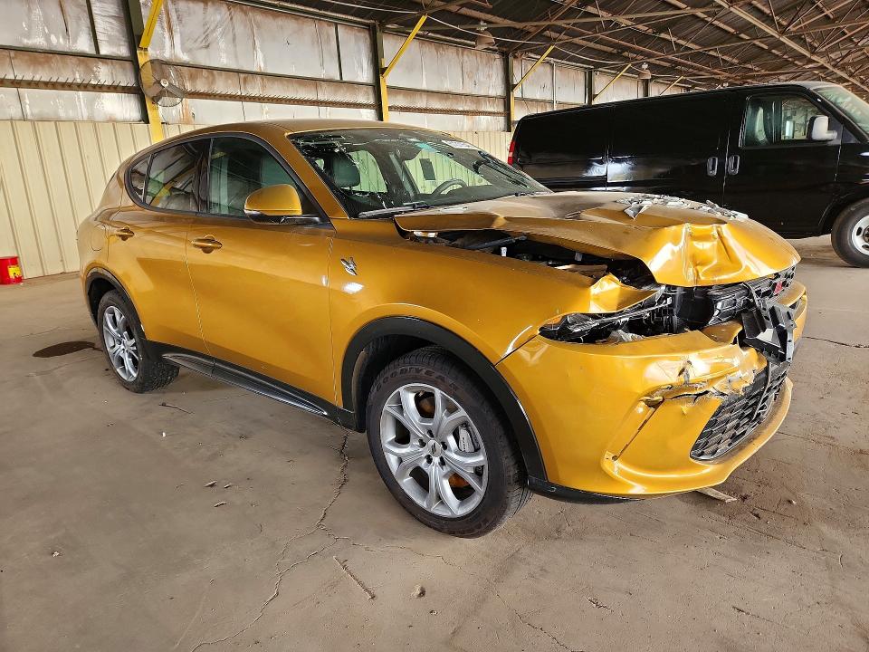 2024 Dodge Hornet მანქანა იყიდება აუქციონზე, vin: ZACPDFCW6R3A16742, აუქციონის ნომერი: 61311546
