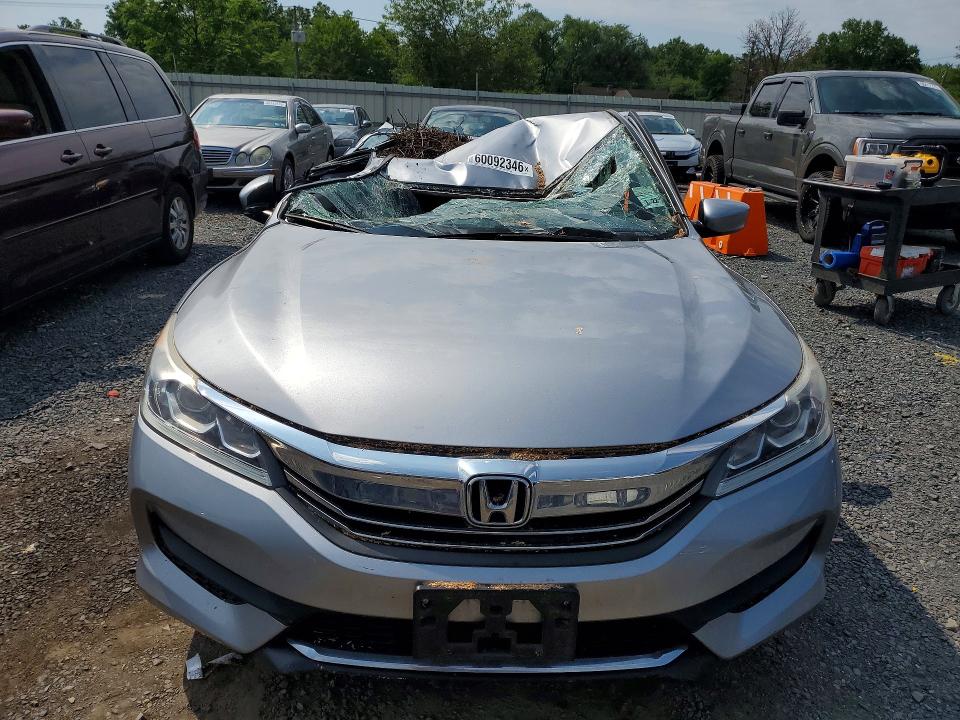 60092346 :رقم المزاد ، 1HGCR2F37HA113497 vin ، 2017 Honda Accord مزاد بيع