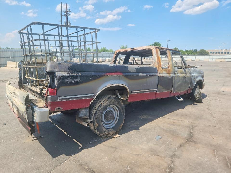 1992 Ford F250 მანქანა იყიდება აუქციონზე, vin: 1FTHX26G6NKA00854, აუქციონის ნომერი: 60801396