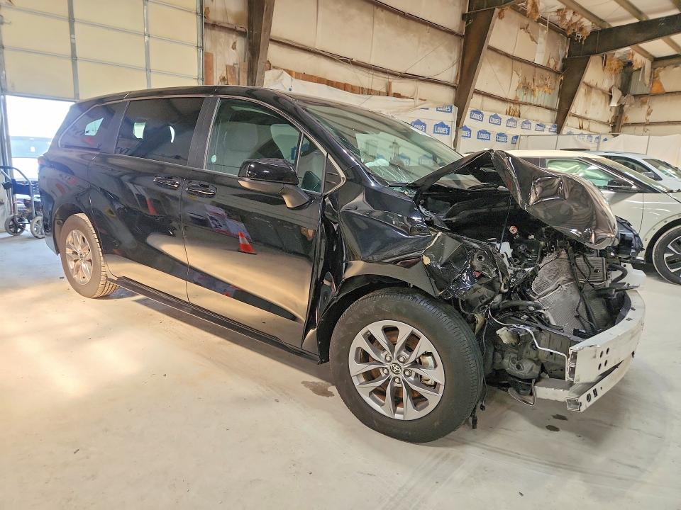 2025 Toyota Sienna მანქანა იყიდება აუქციონზე, vin: 5TDKRKEC0SS231526, აუქციონის ნომერი: 62854686
