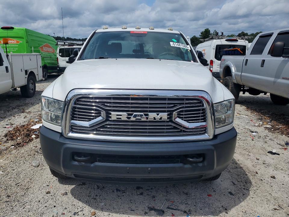 61481586 :رقم المزاد ، 3C63RRGJ9JG305278 vin ، 2018 Ram 3500 مزاد بيع