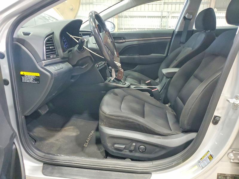 2017 Hyundai Elantra მანქანა იყიდება აუქციონზე, vin: 5NPD84LF1HH194599, აუქციონის ნომერი: 63216076