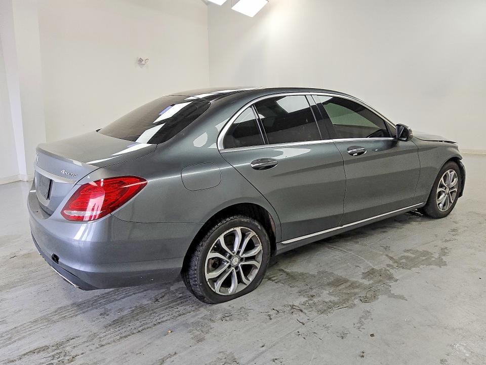 2017 Mercedes-benz C მანქანა იყიდება აუქციონზე, vin: 55SWF4KB0HU199626, აუქციონის ნომერი: 56246486