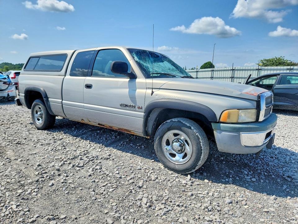 61939496 :رقم المزاد ، 3B7HC12Y6XG146119 vin ، 1999 Dodge Ram 1500 مزاد بيع