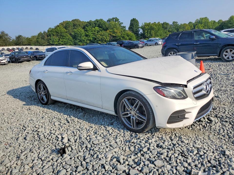 59265156 :رقم المزاد ، WDDZF4KB9HA032954 vin ، 2017 Mercedes-benz E مزاد بيع